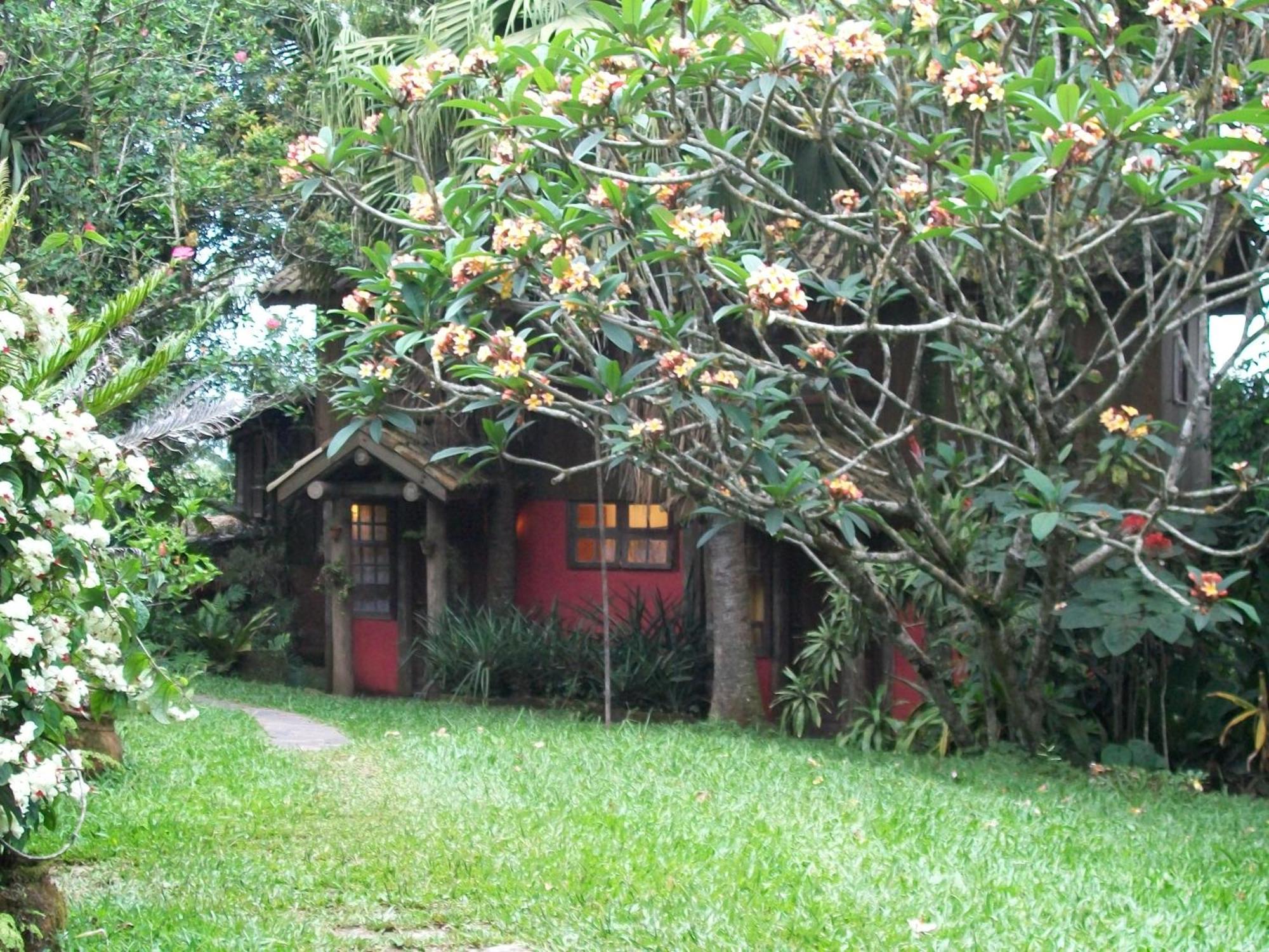 Regina Guest House Praia do Rosa Chambre photo