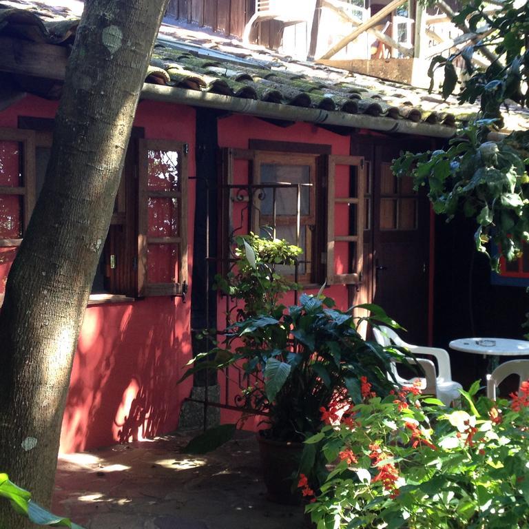Regina Guest House Praia do Rosa Chambre photo