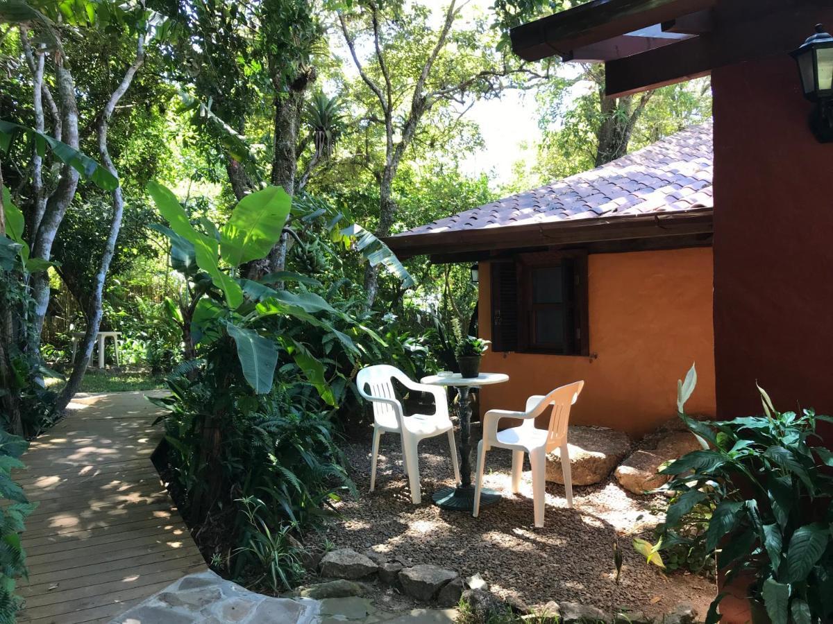 Regina Guest House Praia do Rosa Extérieur photo